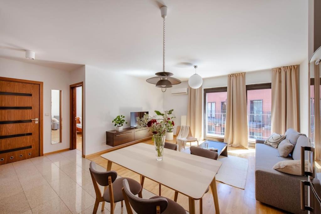 Wygodny Apartament Przy Dworcu 克拉科夫 外观 照片
