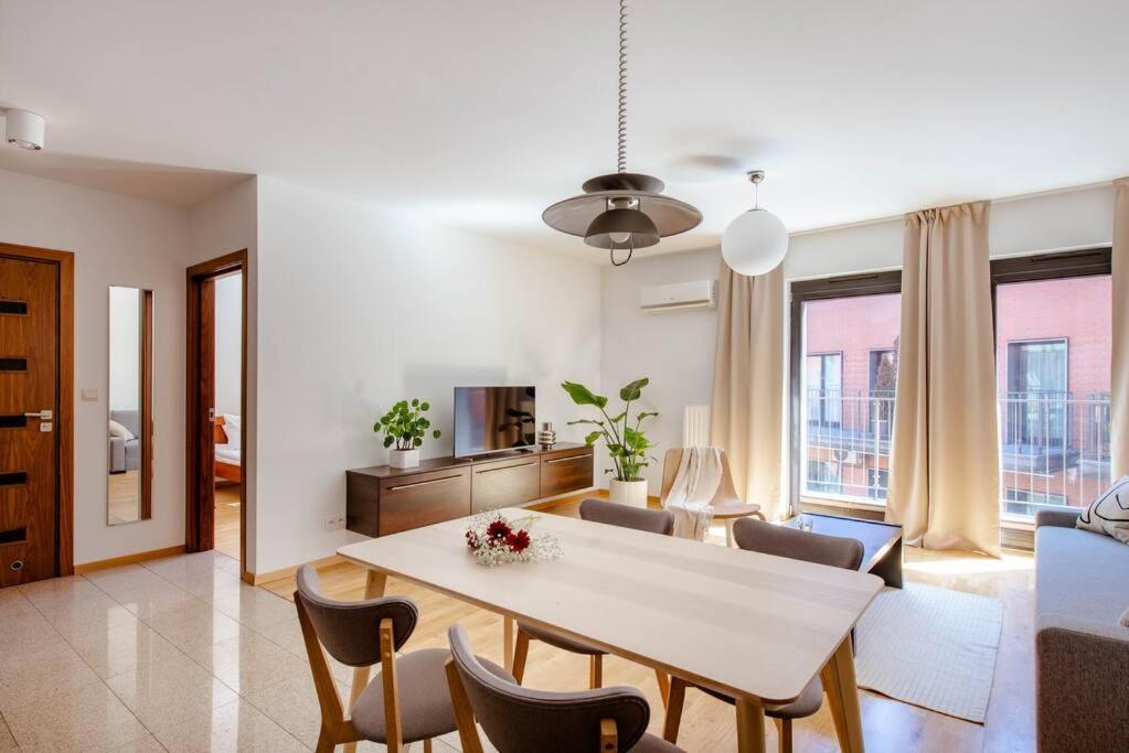 Wygodny Apartament Przy Dworcu 克拉科夫 外观 照片